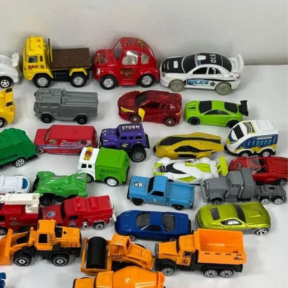 40 Unbranded Plastic Cars Lot Construction Train Race Car Military Truck Van